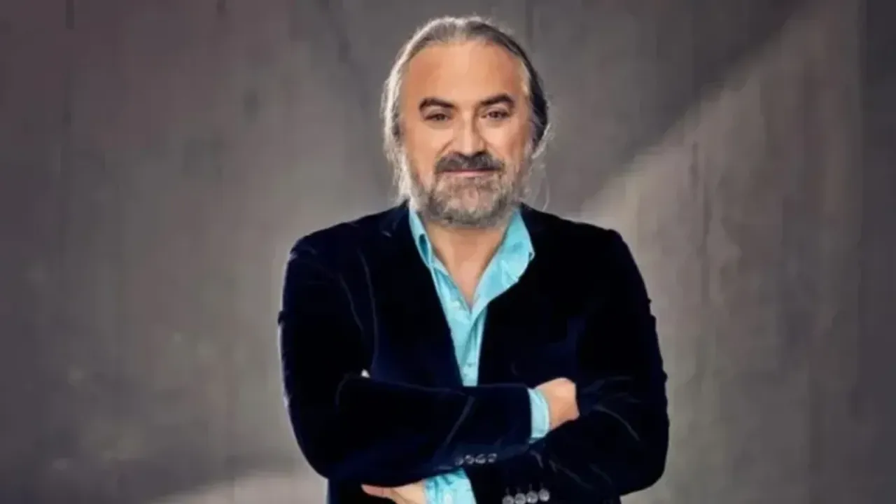 "20 Yıl Saklanan Vasiyet, Volkan Konak'ın Sahnedeki Vedasıyla Ortaya Çıktı!..."