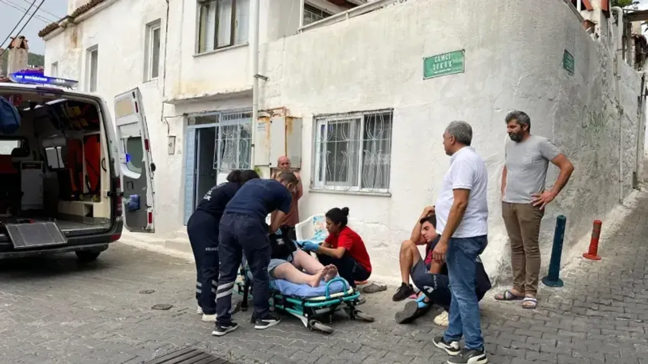 Menteşe’de otomobil ile motosiklet çarpıştı: 2 yaralı