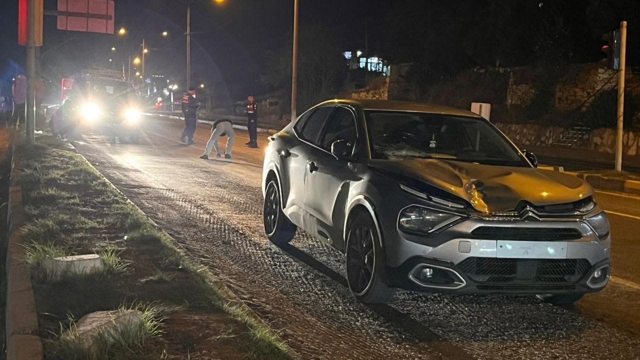 Yatağan’da otomobilin çarptığı çocuk yaralandı
