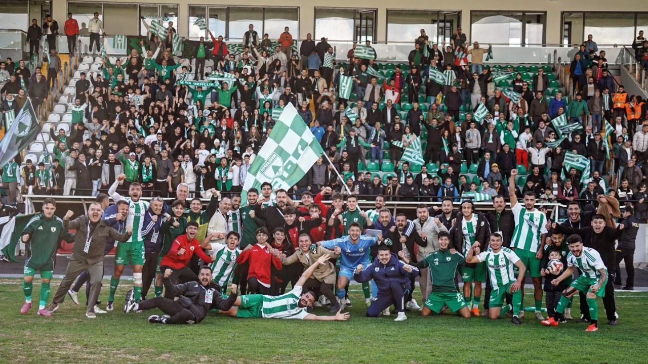 Muğlaspor Liderlik İçin Sahaya Çıkıyor: Gözler Karacabey Deplasmanında