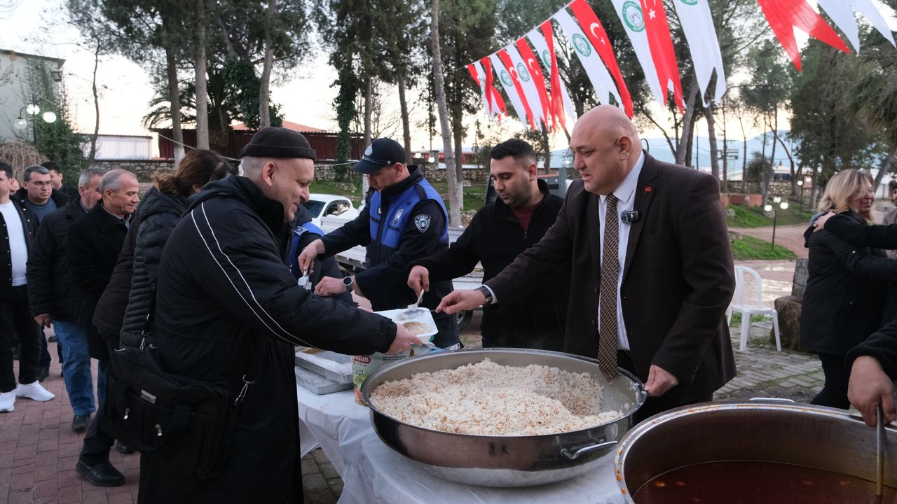 Yatağan’da Ramazan’ın İlk İftar Sofrası Kuruldu