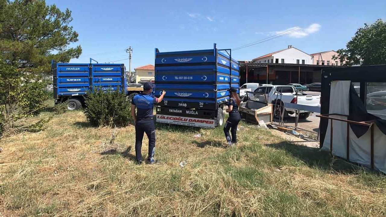 Yatağan’da hurda araçlar kaldırıldı
