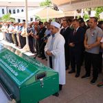 Vali Akbıyık Şehit Babasının Cenazesine Katıldı