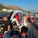 Milas’ta Otobüs Tıra Arkadan Çarptı: 2 Ölü, 4 Yaralı