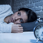 Gece Uykusu Bölünenler İçin Kritik Uyarı: Bedeniniz Gizli Bir Kriz Yaşıyor!