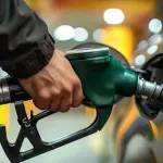 Akaryakıtta tarihi zam pompaya yansıdı: Motorin 90 lirayı aştı, benzin 80 liraya dayandı! İşte il il güncel fiyatlar