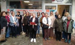 Datça’da 5 Aralık Mesajı: “Kadın varsa demokrasi vardır”