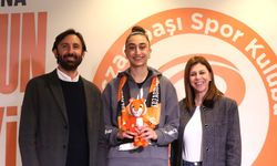 Eczacıbaşı Dynavit, Elif Şahin ile 'yola devam' dedi