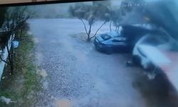 Şiddetli fırtına, otoparkın çatısını uçurdu