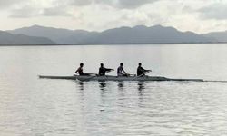 Köyceğiz’de yarıyıl tatili kürek okulu eğitimleri sürüyor