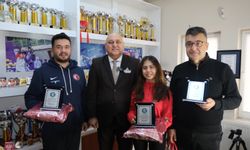 Dünya Şampiyonu Emircan Haney için oy zamanı