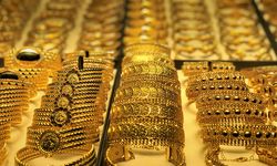 Gram Altın Yeni Güne Güçlü Başladı: Çeyrek ve Yarım Kaç TL? (10 Mart 2026)