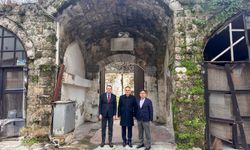 Vali Akbıyık Marmaris’te tarihi inceledi