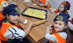 Köyceğiz’de Ramazan Pidesini Minikler Hazırladı