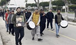 Genç Adam Son Yolculuğuna Davul Zurnayla Uğurlandı