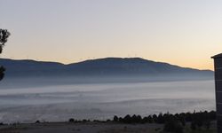 Menteşe Güne Sisle Uyandı: Karabağlar Yaylası’ndan Etkileyici Görüntüler