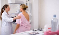 Müftüoğlu Uyardı: Meme Kanserini Sessizce Tetikleyen Alışkanlıklar