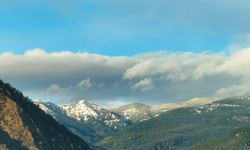 Köyceğiz Sandras Dağı’na Mart ayının sonunda kar yağdı