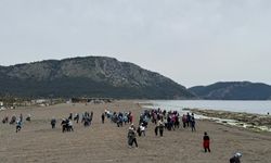 Kayacık Sahili’nde temizlik seferberliği büyüyor