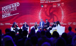 Ahmet Aras Barselona’da Dünya Liderleriyle Aynı Masada