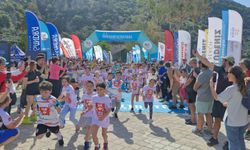 Fethiye’de 23 Nisan’a özel çocuk koşusu düzenlendi