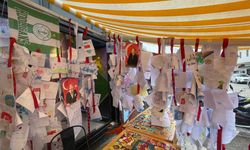 Datça’da 10 yıllık iyilik geleneği: "Atatürk’ünü çiz, pizzanı al"