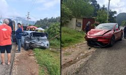 Gökova-Marmaris Yolunda İki Otomobil Çarpıştı: 4 Yaralı