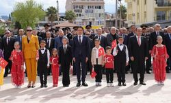 Seydikemer’de 23 Nisan coşkusu salonlara taştı