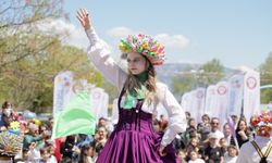 23 Nisan gala gecesi kapalı salona alındı