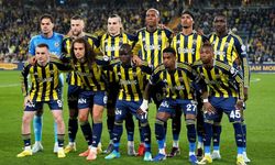 Fenerbahçe derbide kazanıp yarışa tutunmak istiyor