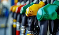 Benzin ve motorine zam gelecek mi? Akaryakıt tabelalarında son durum