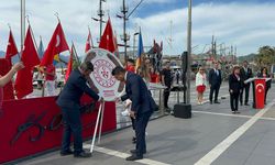 Marmaris’te 19 Mayıs coşkusu çelenk sunumu ile başladı