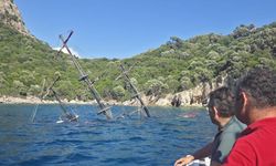 Marmaris'te gezi teknesi battı