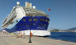 Bodrum’a kruvaziyerlerle 1860 turist geldi