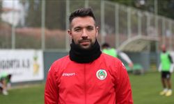 Fenerbahçe'yle anılıyordu! Farioli'den kritik karar