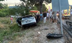 Marmaris-Datça yolunda otomobil motosiklete çarptı