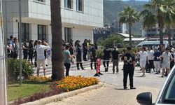 Marmaris'te Kapalı Çarşı Esnafı İsyanda: Belediyeye Yürüdüler