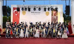 MTK Koleji’nde mezuniyet ve karne heyecanı yaşandı