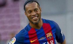 Ronaldinho hangi takımla anlaştı, yeşil sahalara geri mi dönüyor?