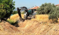 MUSKİ Yatağan’da Dereleri Taşkın Riskine Karşı Temizliyor