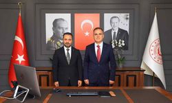 Vali Akbıyık’tan Sosyal Hizmetler İl Müdürlüğüne Ziyaret