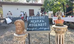 'Geçmişten Geleceğe' Sergisi Kapılarını Açtı