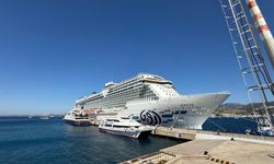 Bodrum’a iki kruvaziyerle 3 bin 292 turist geldi