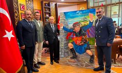 MHP Muğla İl Başkanlığından Bahçeli’ye Zeybek Tablosu