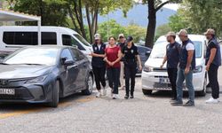 Cumhurbaşkanı Erdoğan’a Suikast Timindeki FETÖ’cünün Ablası Adliyeye Sevk Edildi