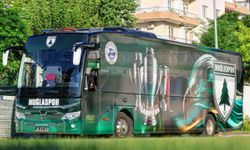 Muğlaspor’un yeni takım otobüsü kupalarla donatıldı