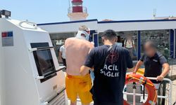 Bodrum açıklarında gezi teknesinde yaralanan kişi tahliye edildi