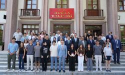 Muğla’da YKS’de dereceye giren öğrenciler ödüllendirildi