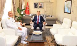 Koramiral Rafet Oktar’dan Vali Akbıyık’a veda ziyareti