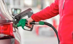 Akaryakıtta zam dalgası sürüyor: Benzinin litre fiyatı 75 lirayı geçecek